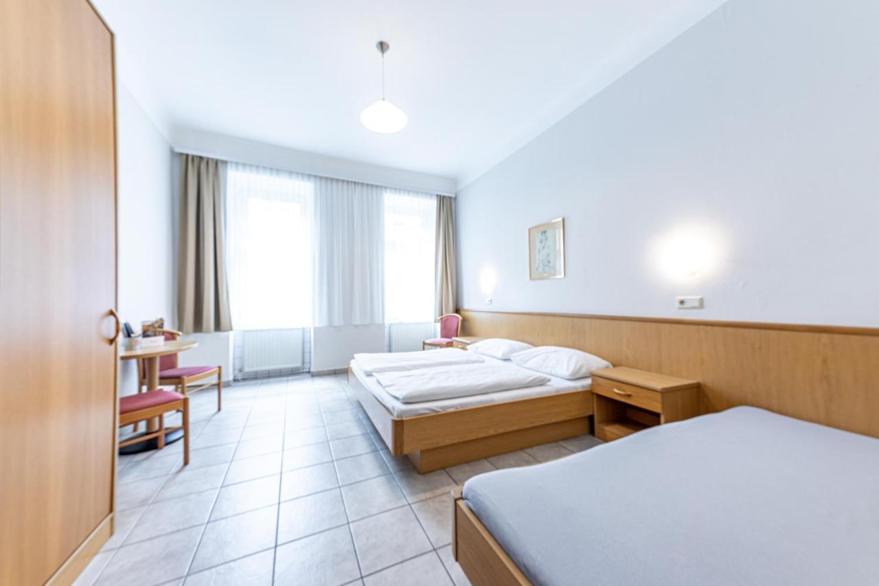 Pension Fünfhaus Wien Exterior foto